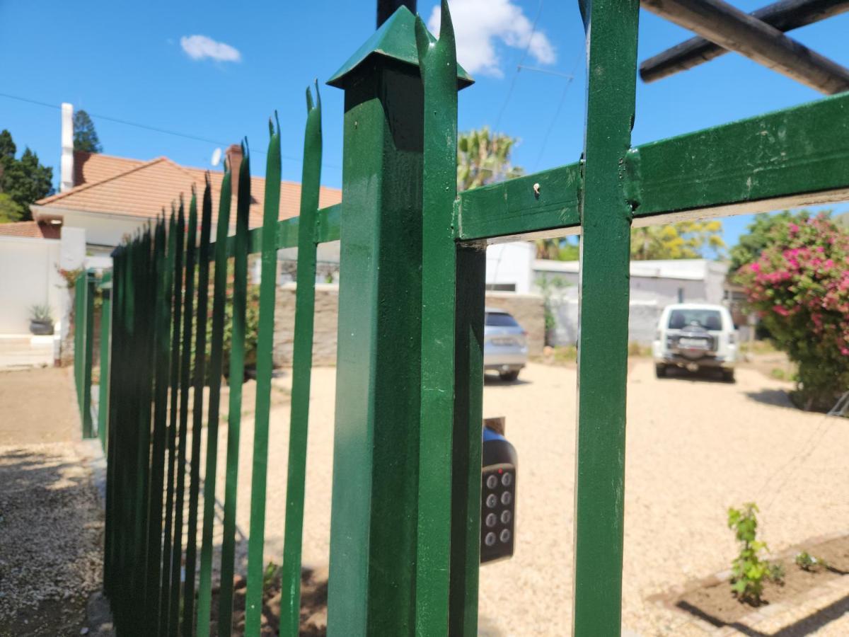 Die Dorpshuis Graaff-Reinet Εξωτερικό φωτογραφία
