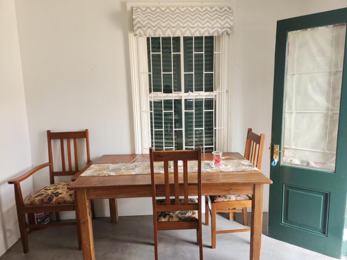 Die Dorpshuis Graaff-Reinet Εξωτερικό φωτογραφία