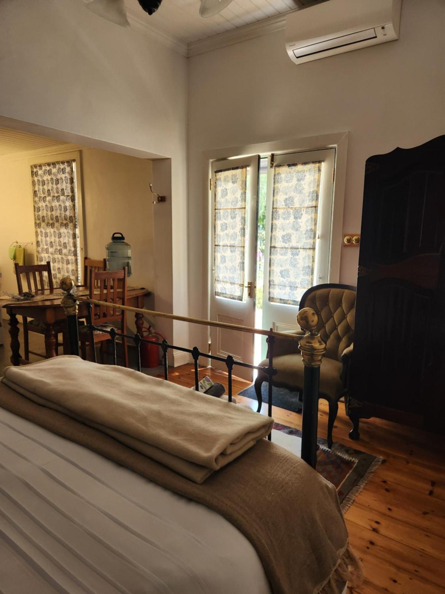 Die Dorpshuis Graaff-Reinet Εξωτερικό φωτογραφία