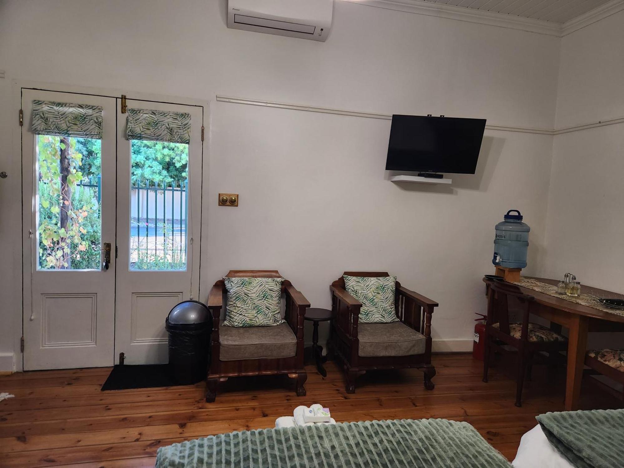 Die Dorpshuis Graaff-Reinet Εξωτερικό φωτογραφία